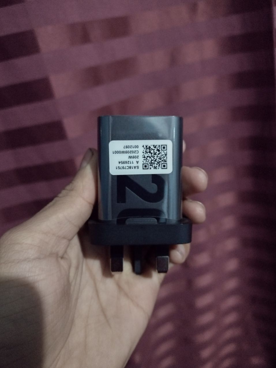 20W-Charging-Adapter