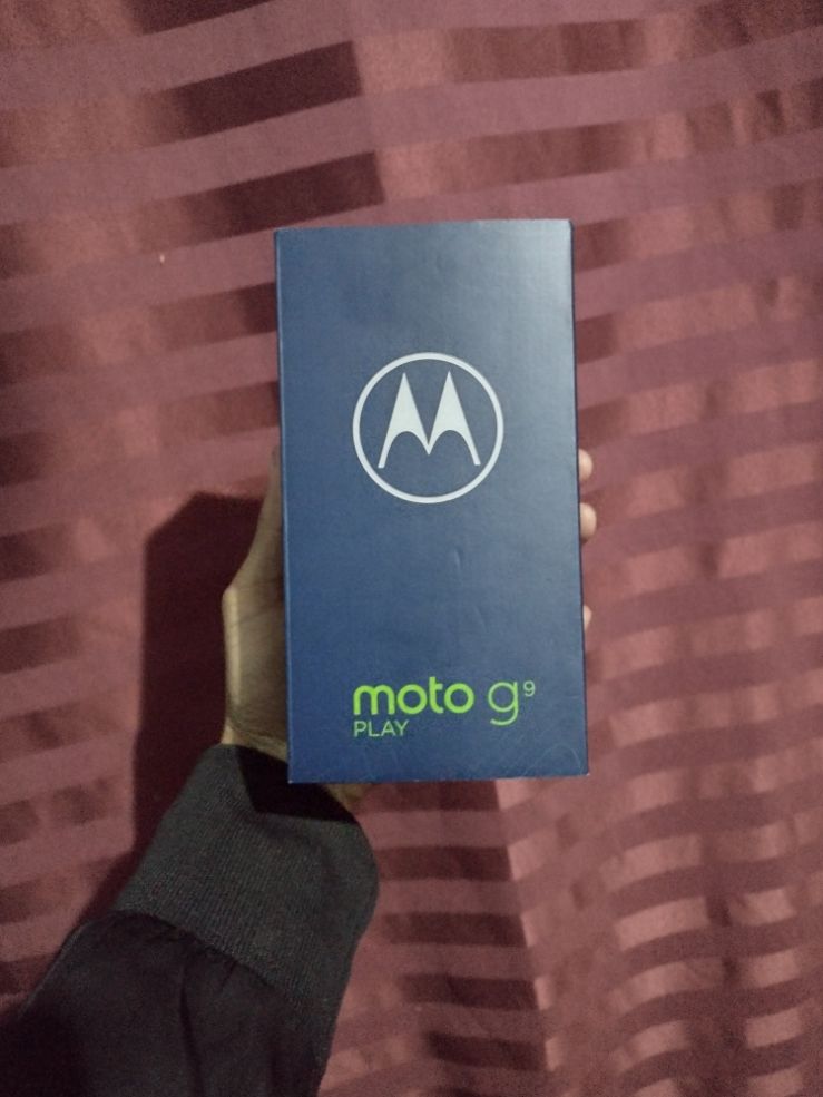 Motorola-Moto-G9-Play-Review-Box
