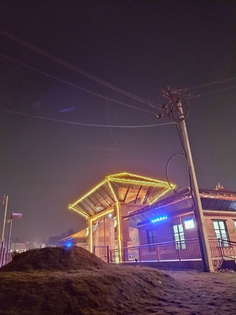 motorola-moto-e7-plus-review-night-mode