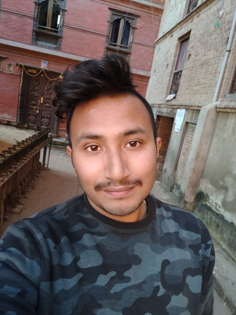 Realme GT Neo 2 Front Camera