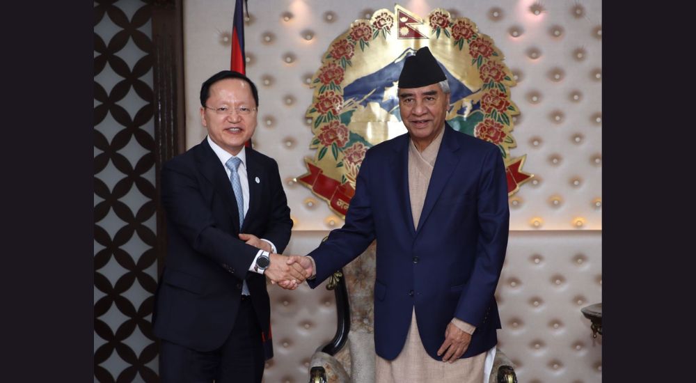Samsung CFO Park meets PM Deuba