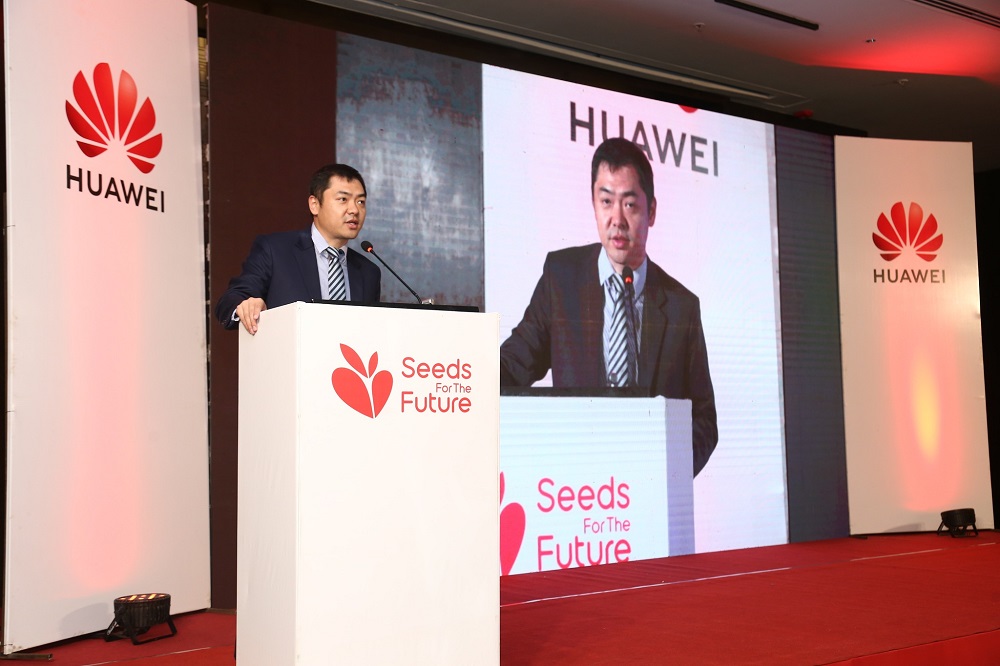 William Zhang Closign ceremony Huawei Nepal Seeds 2022