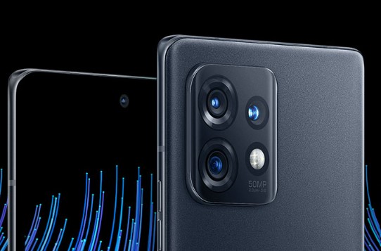 Motorola-Moto-X40-Camera