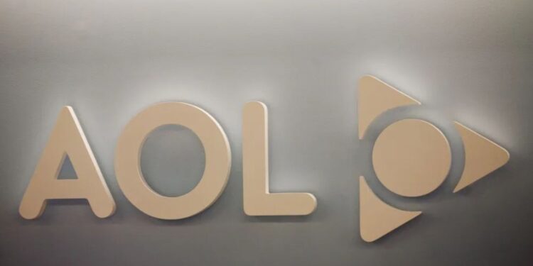 AOL discontinues dial-up internet